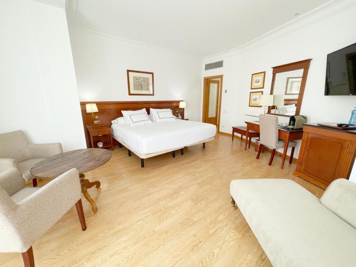Melia Plaza Valencia Ξενοδοχείο Εξωτερικό φωτογραφία