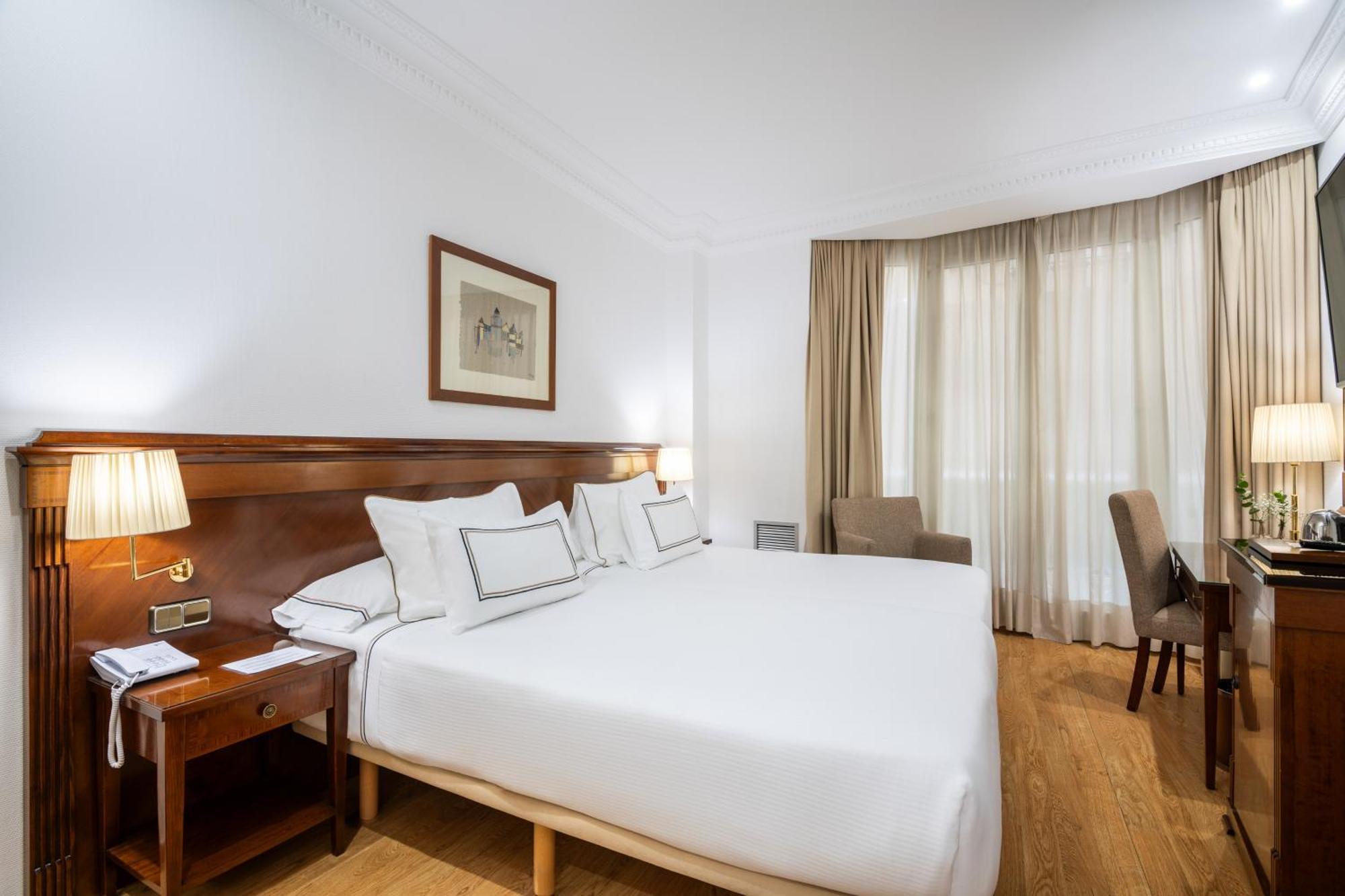 Melia Plaza Valencia Ξενοδοχείο Εξωτερικό φωτογραφία