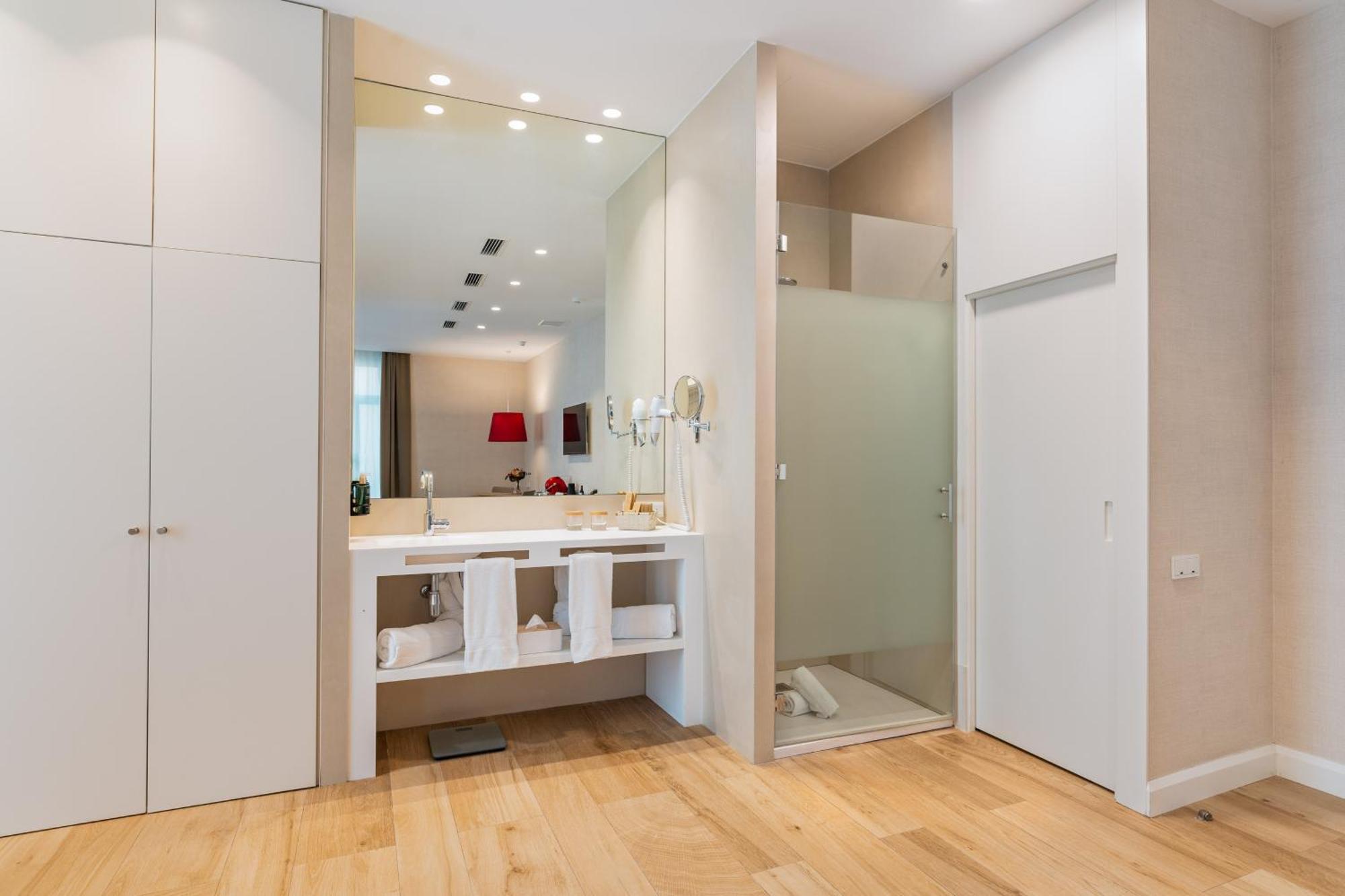 Melia Plaza Valencia Ξενοδοχείο Εξωτερικό φωτογραφία